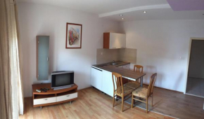 Отель Pink Apartments  Сплит
